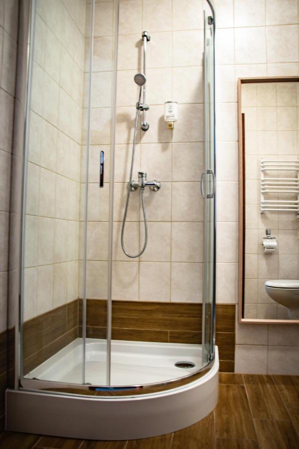 Hotel Ach To Tu 2*