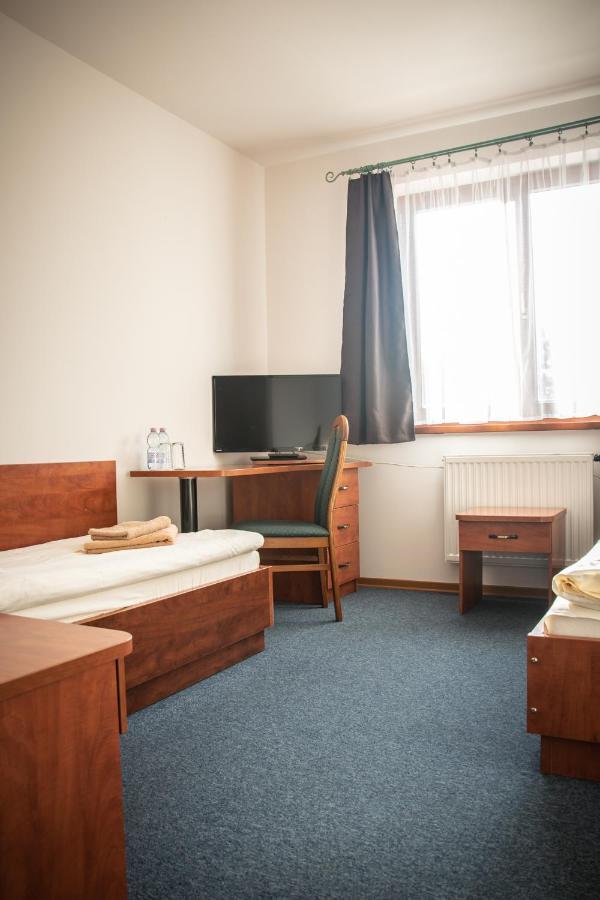Ach To Tu Hotel 2*